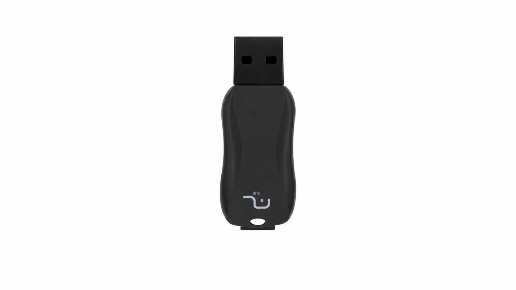 Pendrive Multilaser Titan USB 2.0 preto com design compacto para uso básico