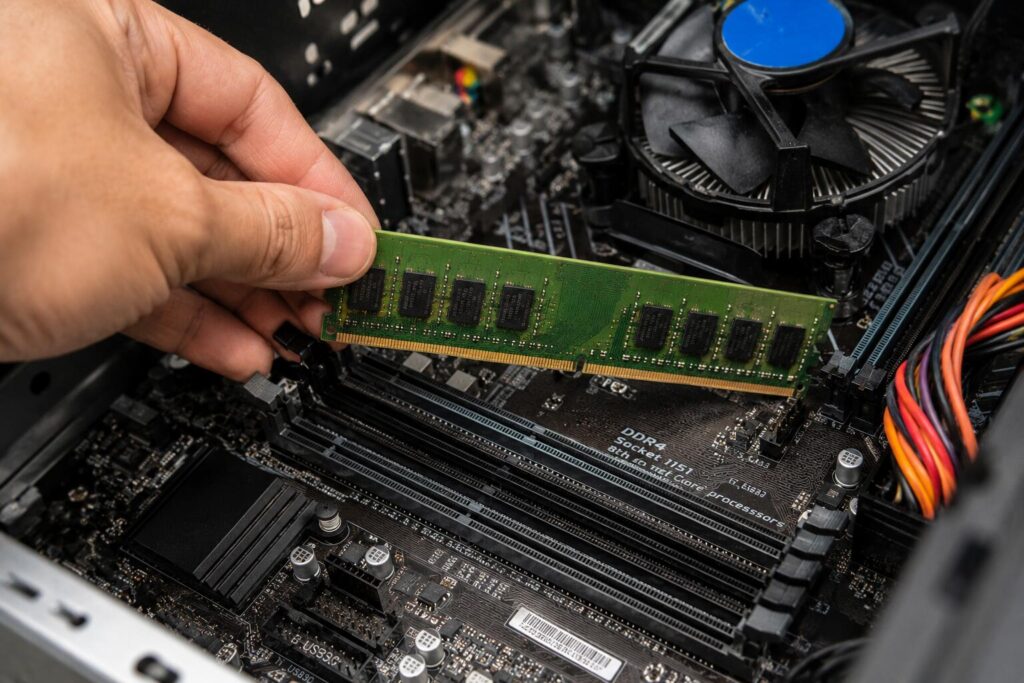 Verificação da memória RAM em notebook travando na tela inicial