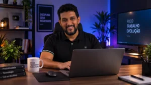 notebook para trabalho home office em mesa preparada para produtividade